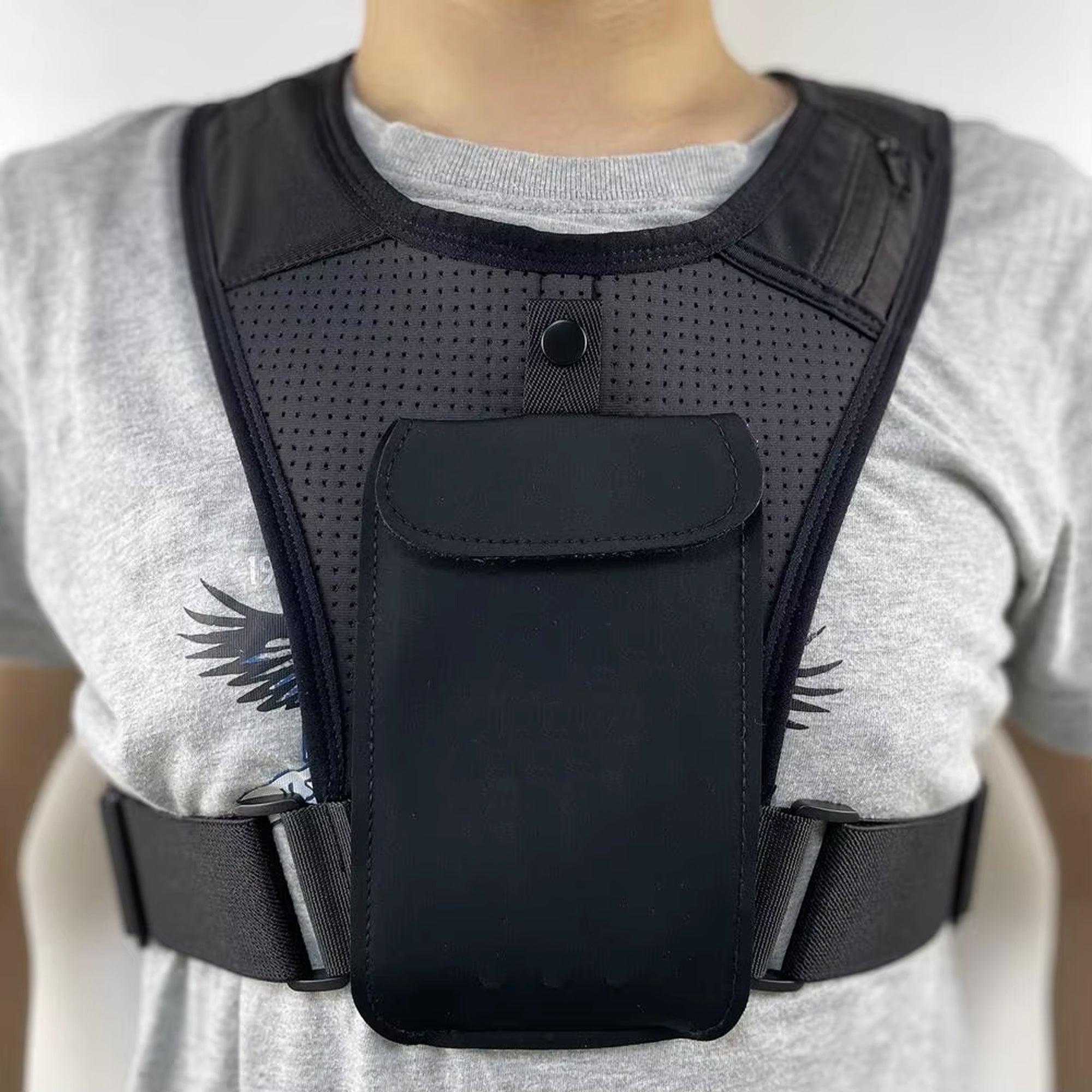 Lightweight Reflective Running Hydration Vest with Phone Holder & Adjustable Straps for Home Running & Outdoor Fitness