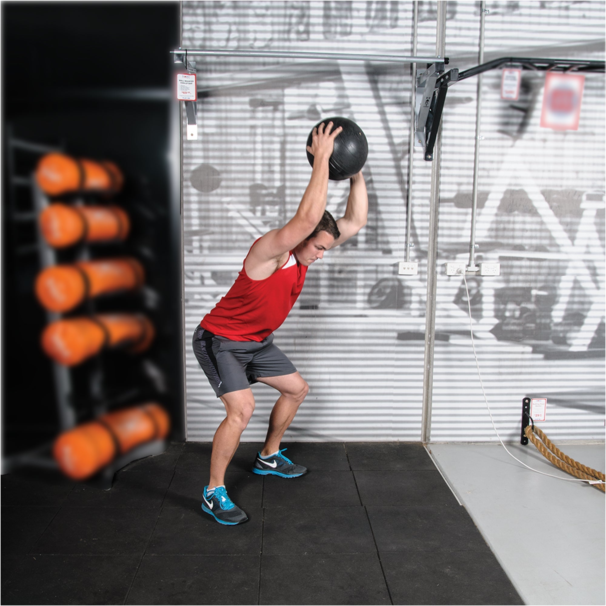 Heavy‑Duty Rubber Slam Ball, No‑Bounce Medicine Ball for Strength Training, Core Conditioning & Explosive Workouts from 3kg to 25kg – Compact Home Gym Equipment