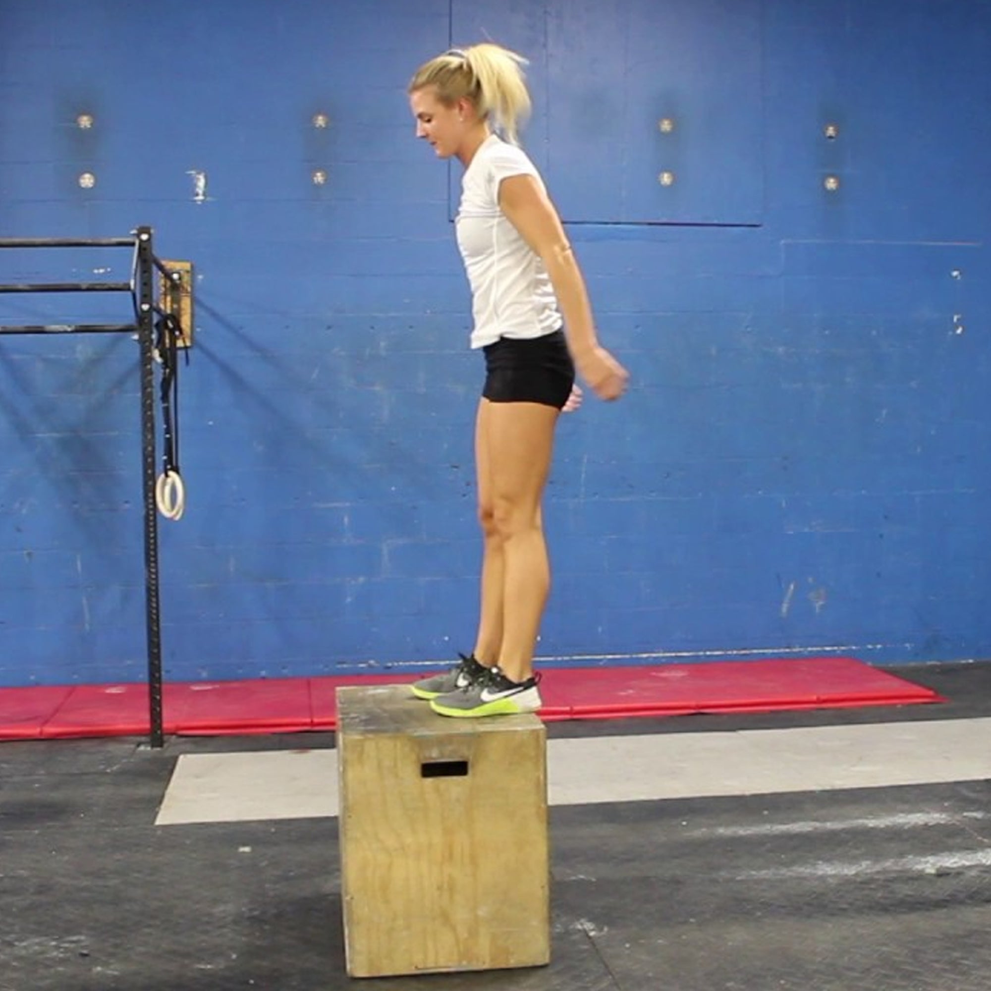Adjustable 3-in-1 Plyometric Jump Box – Heavy-Duty Wood Build, Multi-Level Heights (12/14/16″) – Non-Slip Top & Side Handles for Strength, HIIT & Agility – Compact Home Gym Must-Have